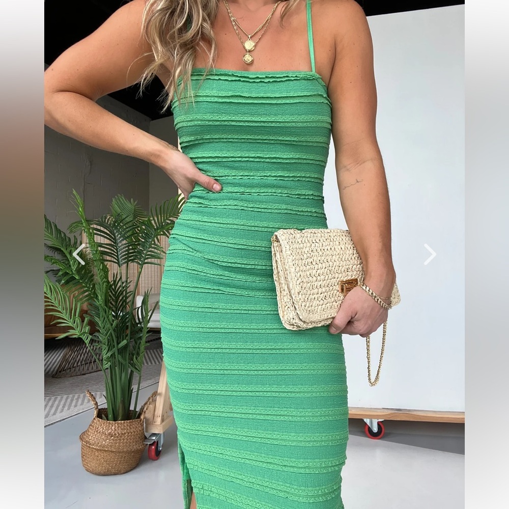 Verde Green Maxi Ribbed Slit Dress